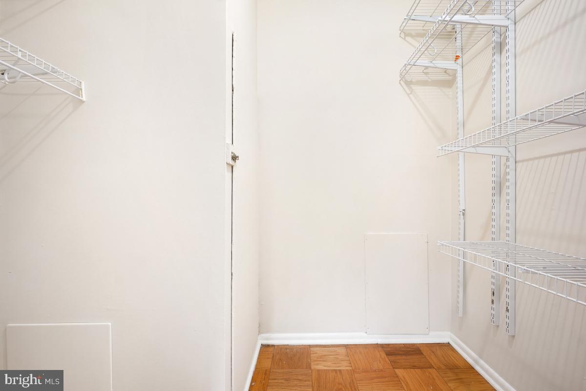 CHELSEA WOODS - Residential