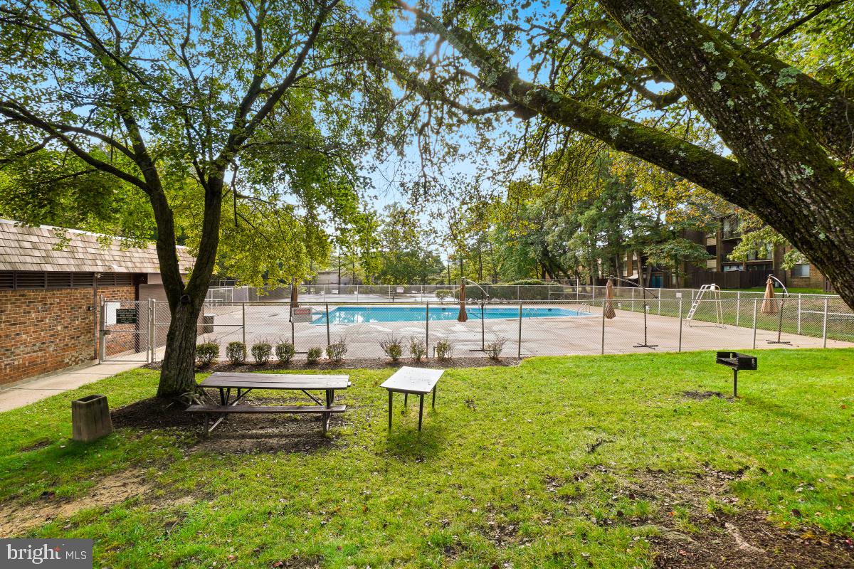 CHELSEA WOODS - Residential