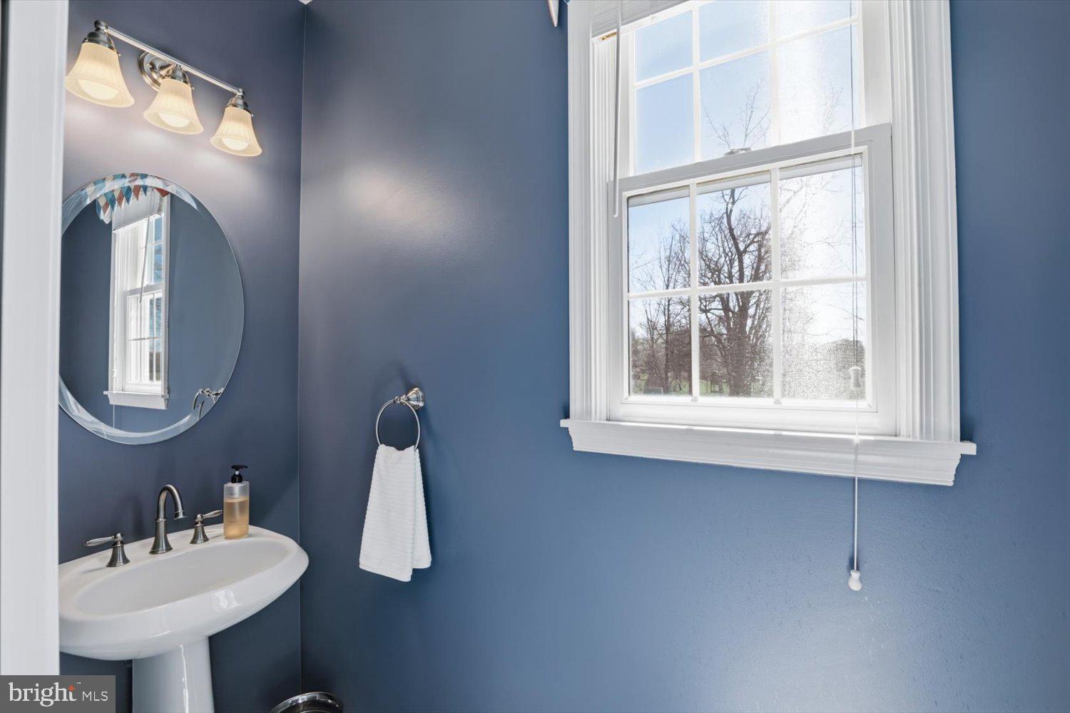 COLONIAL RIDGE ESTATES - Residential