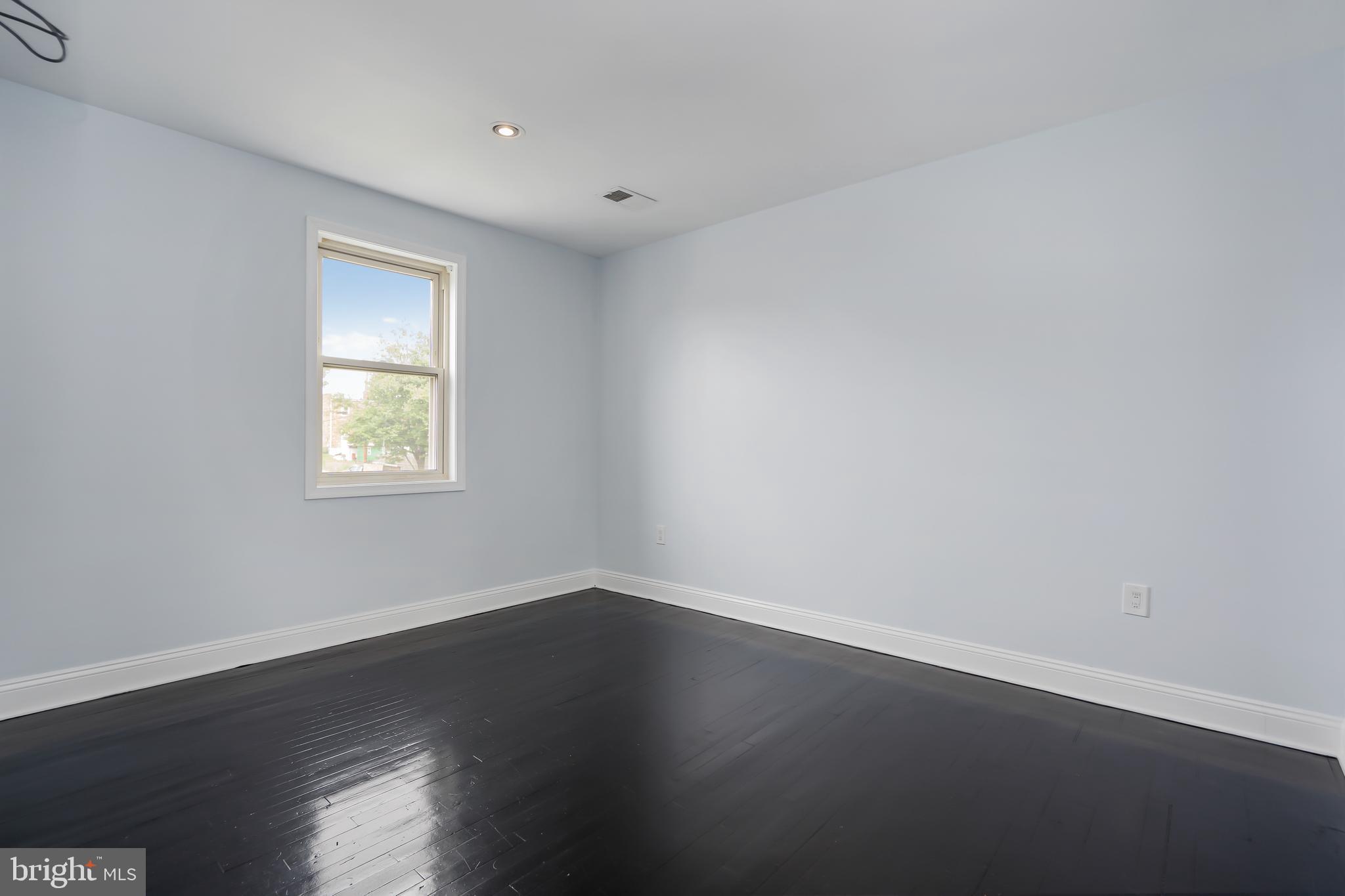 RIDGELEIGH - Residential