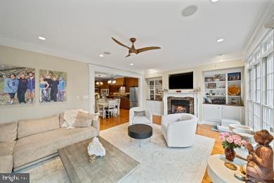 PHILLIPS COURT - Residential