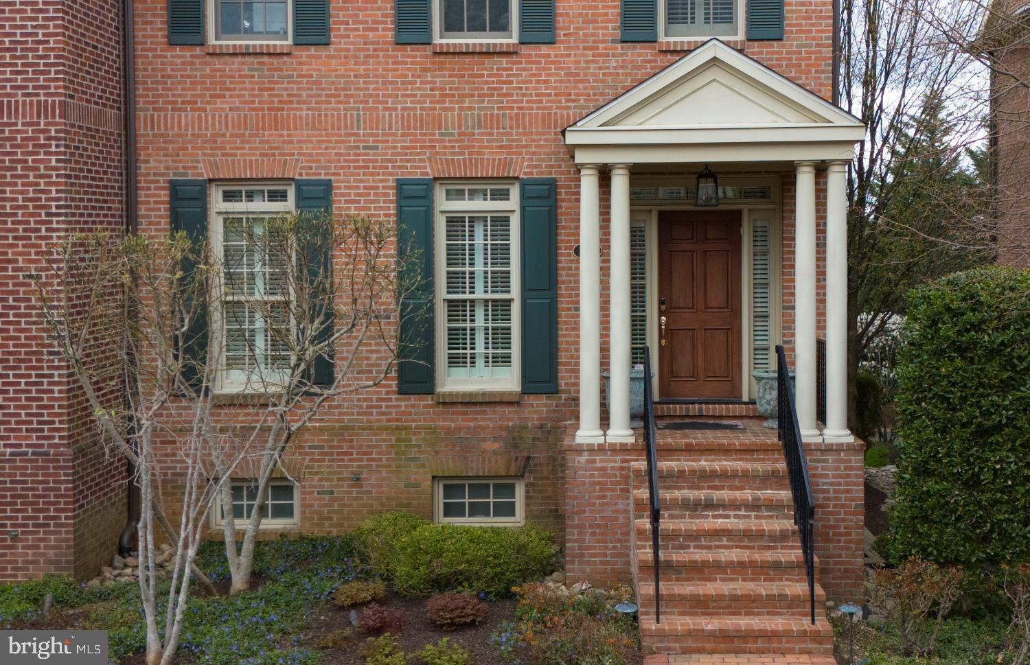 PHILLIPS COURT - Residential