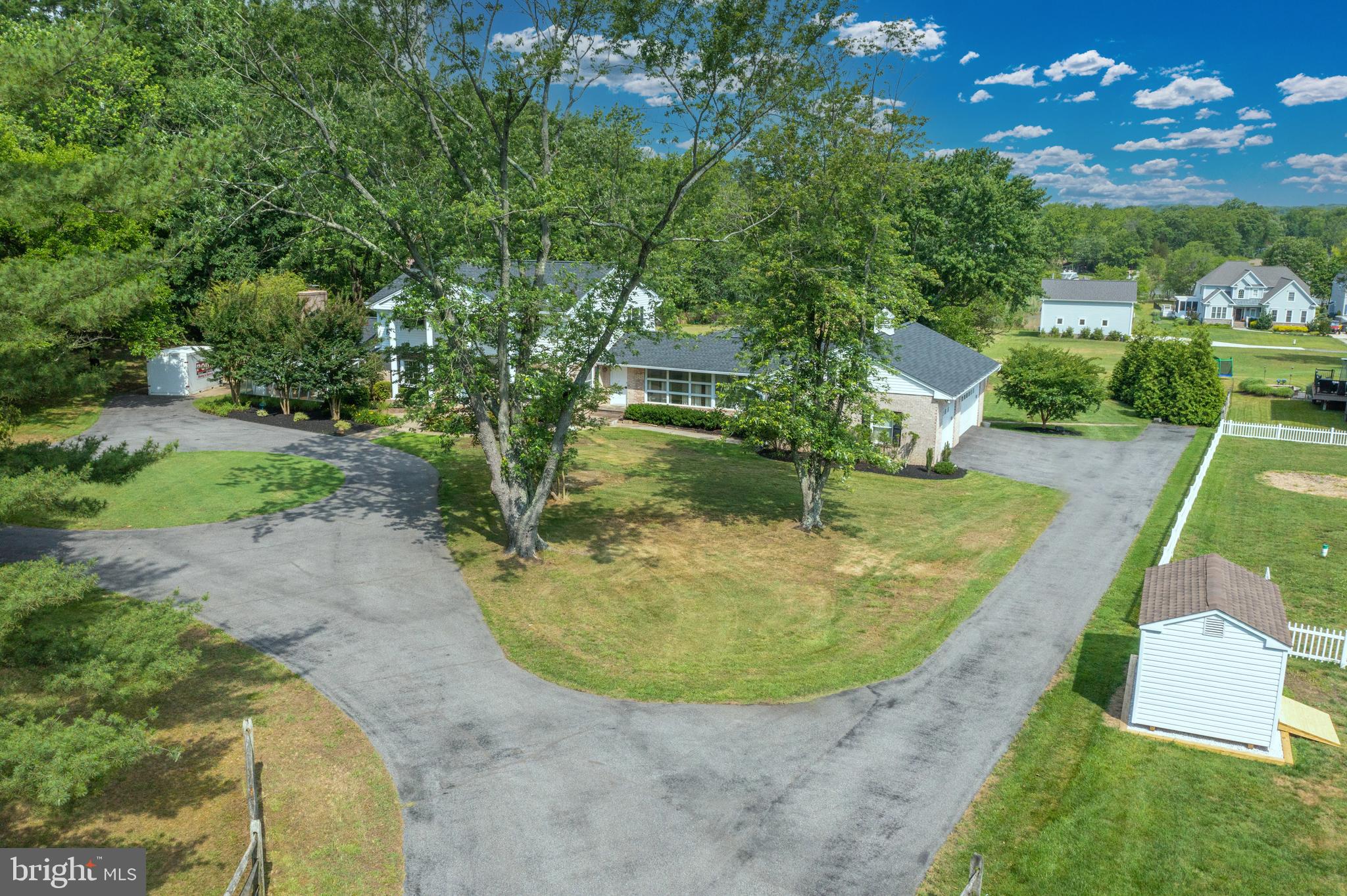 WHITEMARSH COVE - Residential