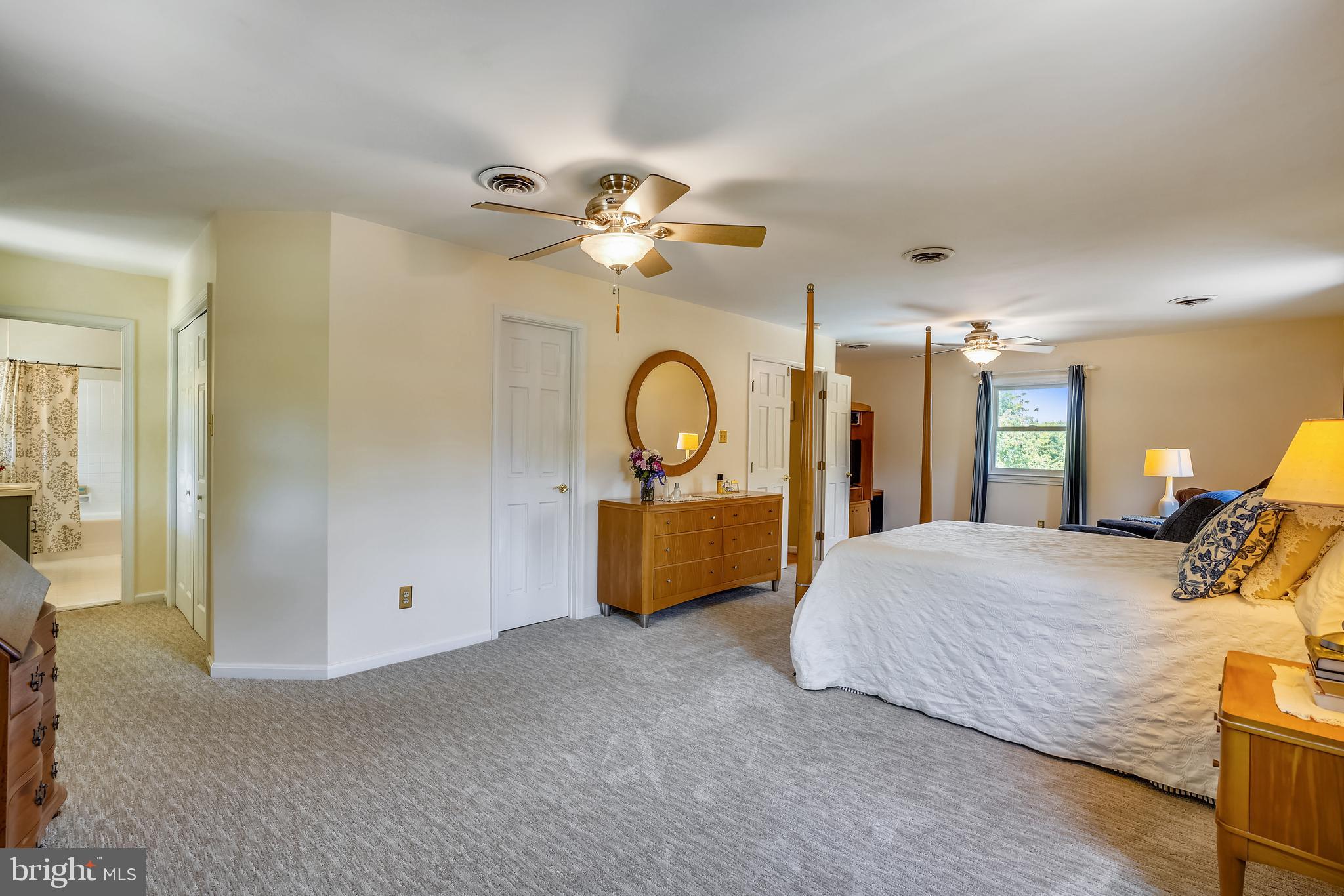 WHITEMARSH COVE - Residential