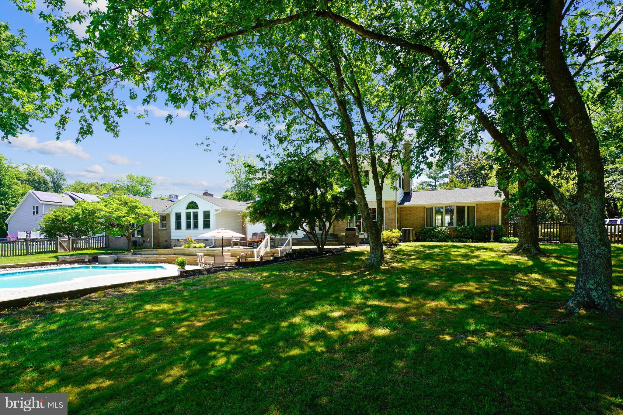 WHITEMARSH COVE - Residential