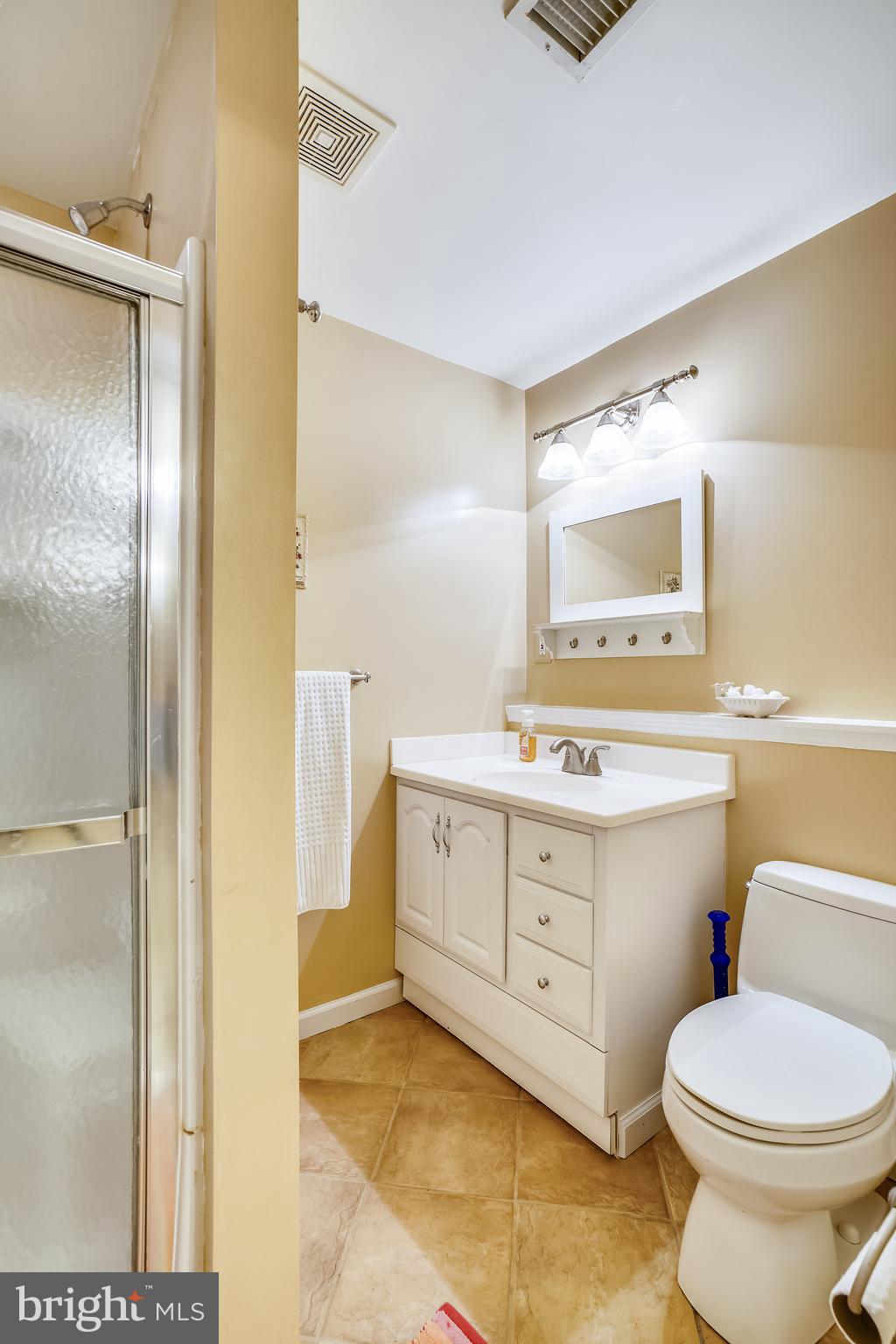 WHITEMARSH COVE - Residential