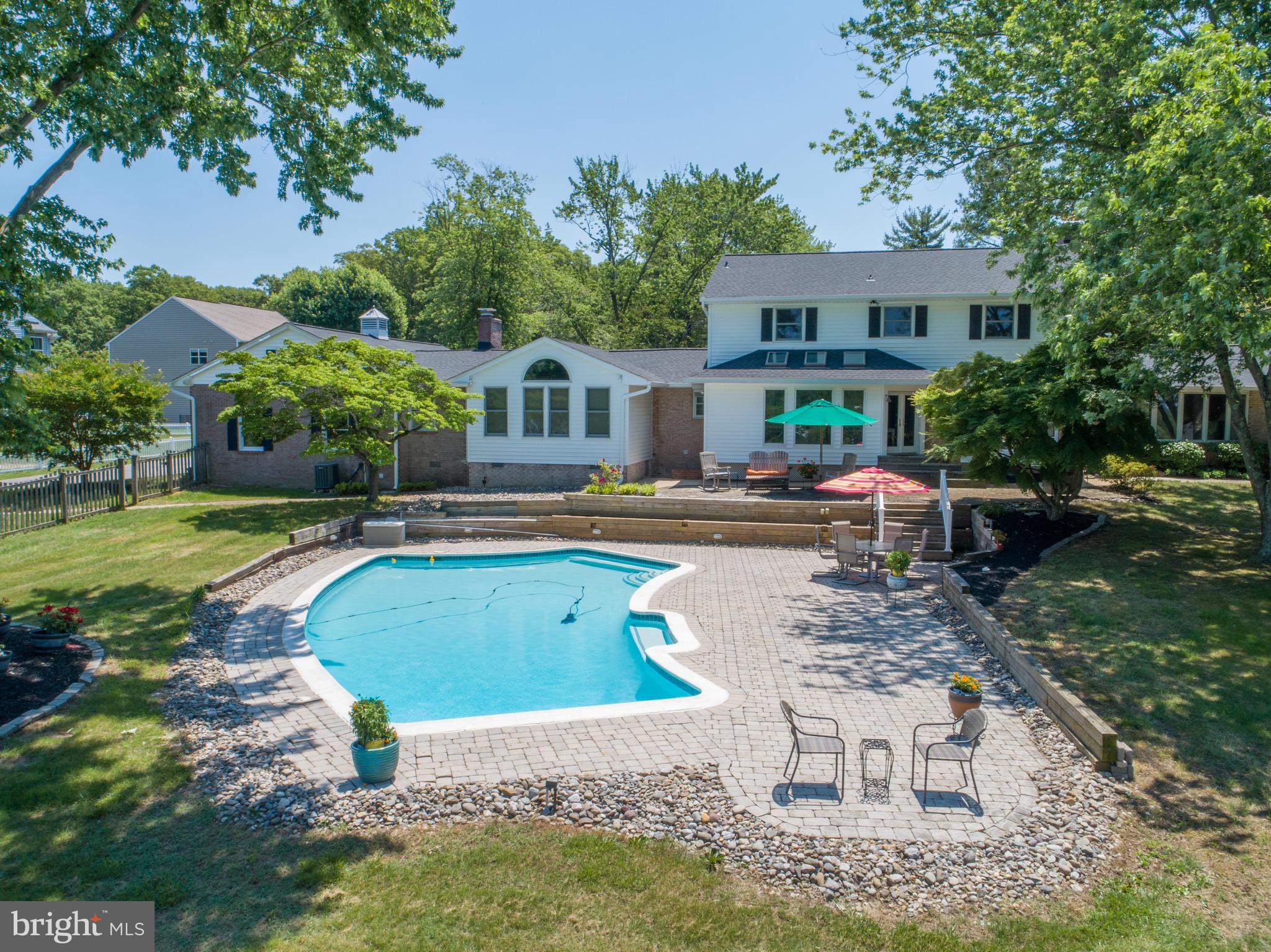 WHITEMARSH COVE - Residential