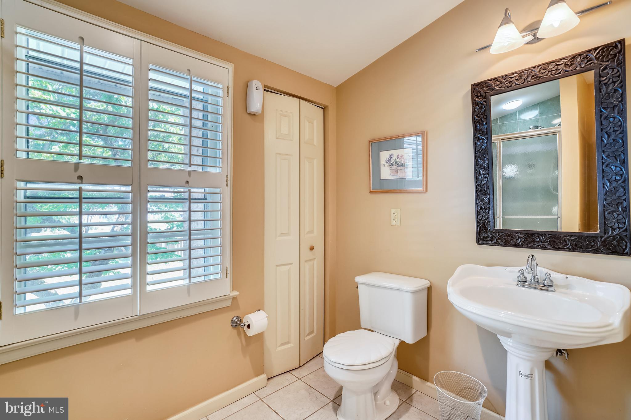 WHITEMARSH COVE - Residential