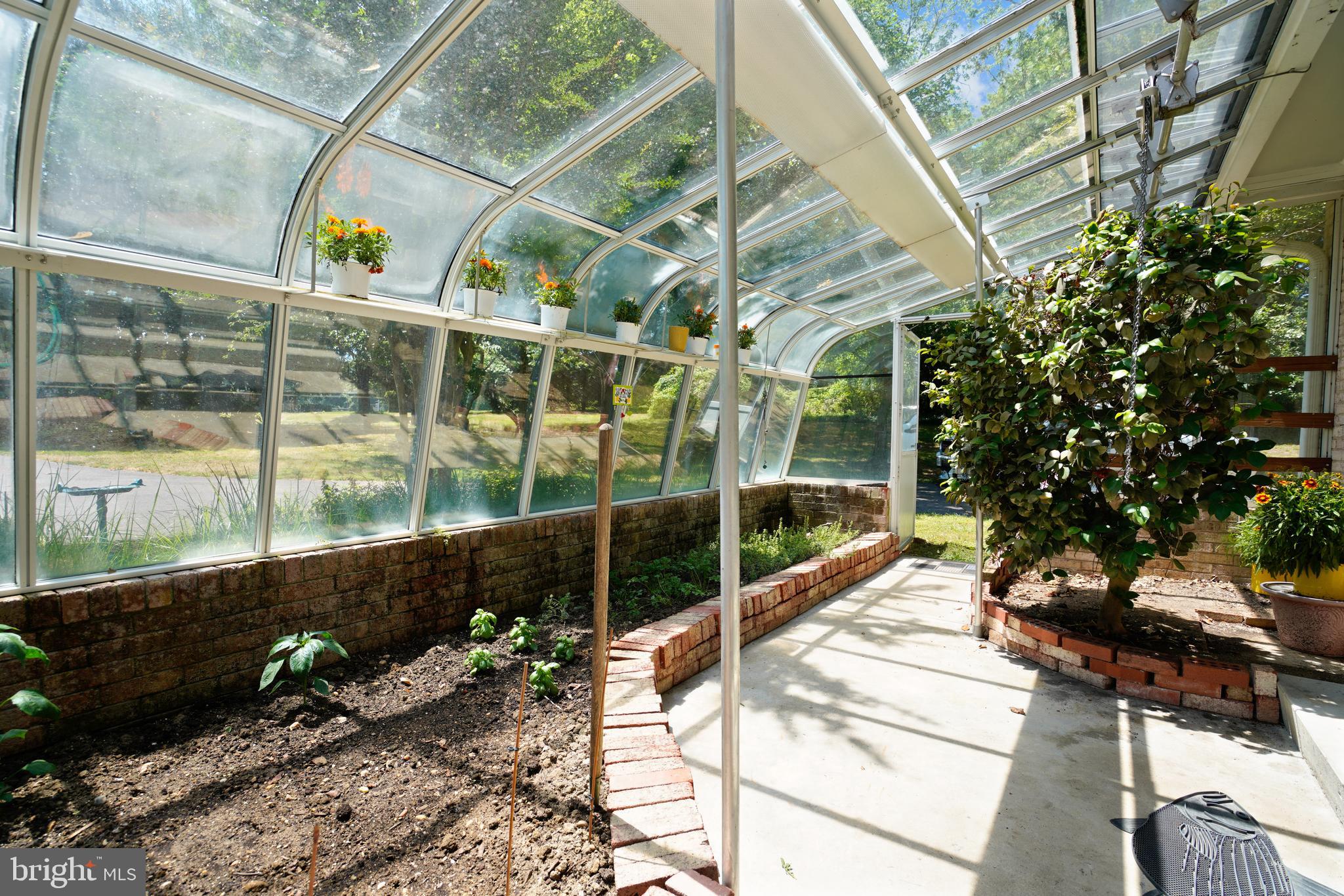 WHITEMARSH COVE - Residential