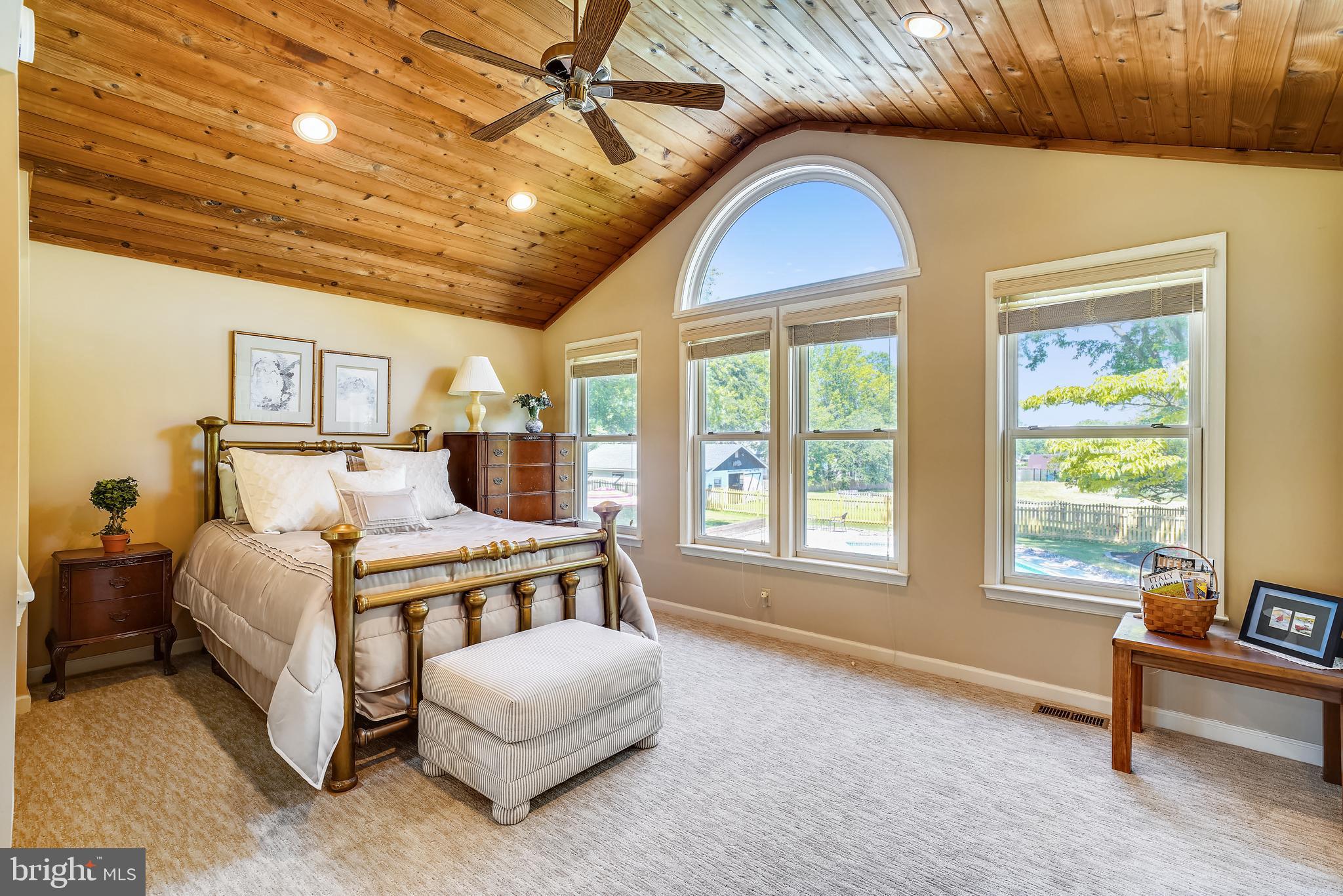 WHITEMARSH COVE - Residential