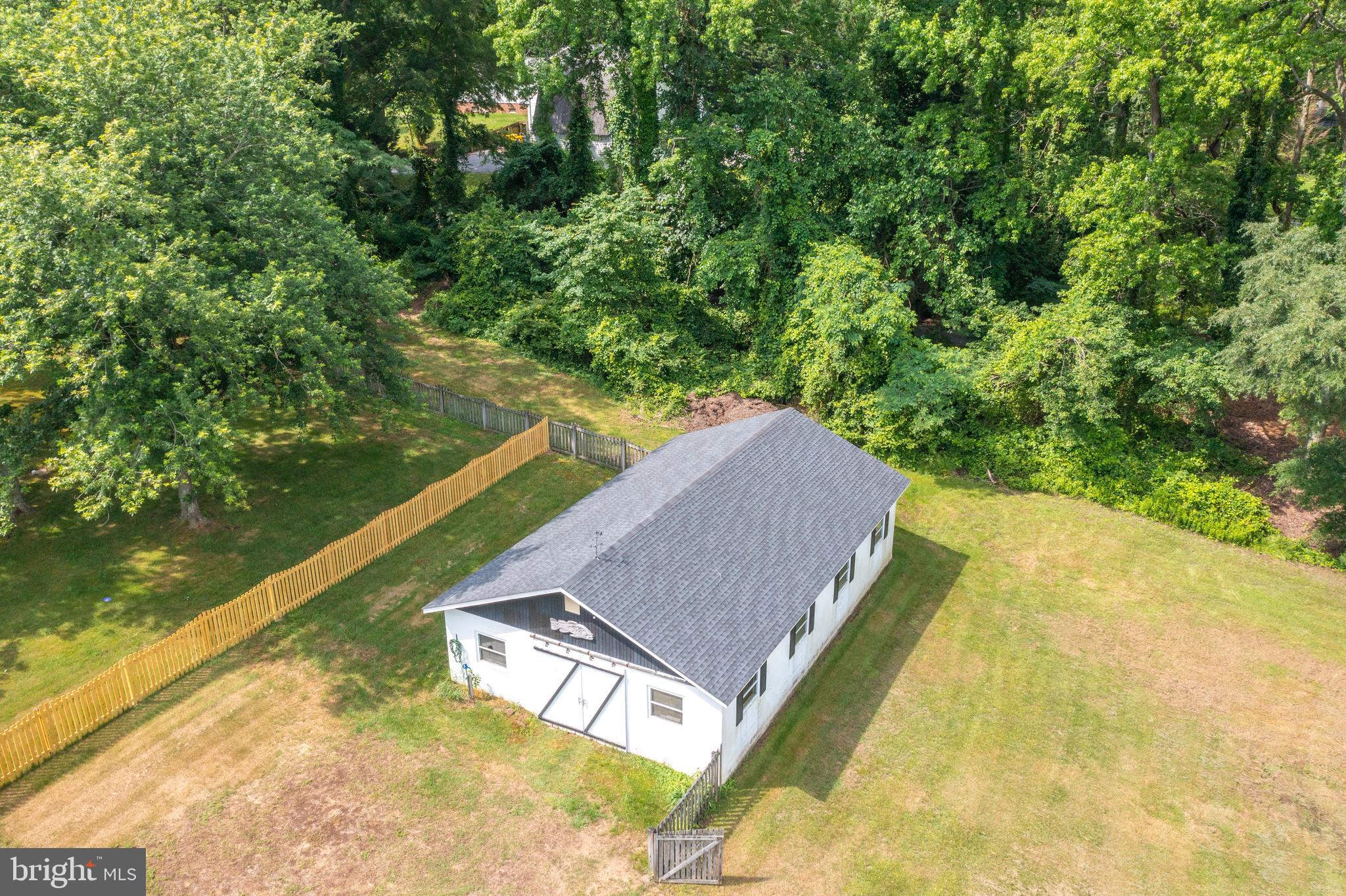 WHITEMARSH COVE - Residential