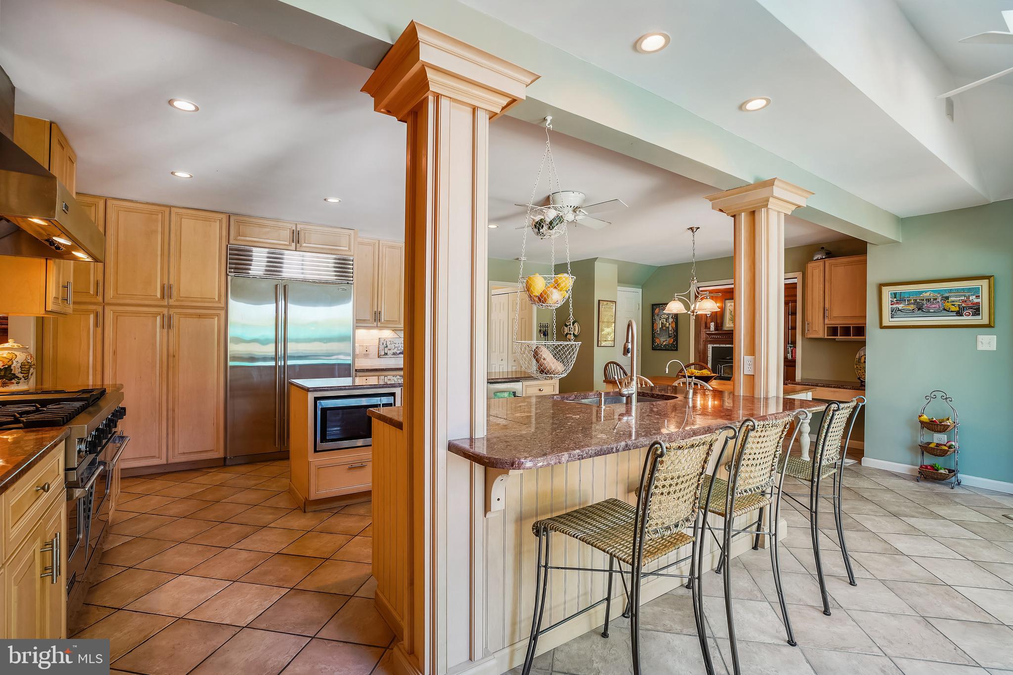 WHITEMARSH COVE - Residential