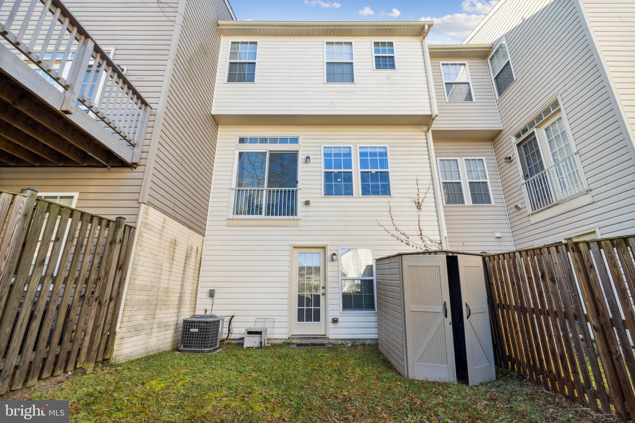 TANYARD SPRINGS - Residential