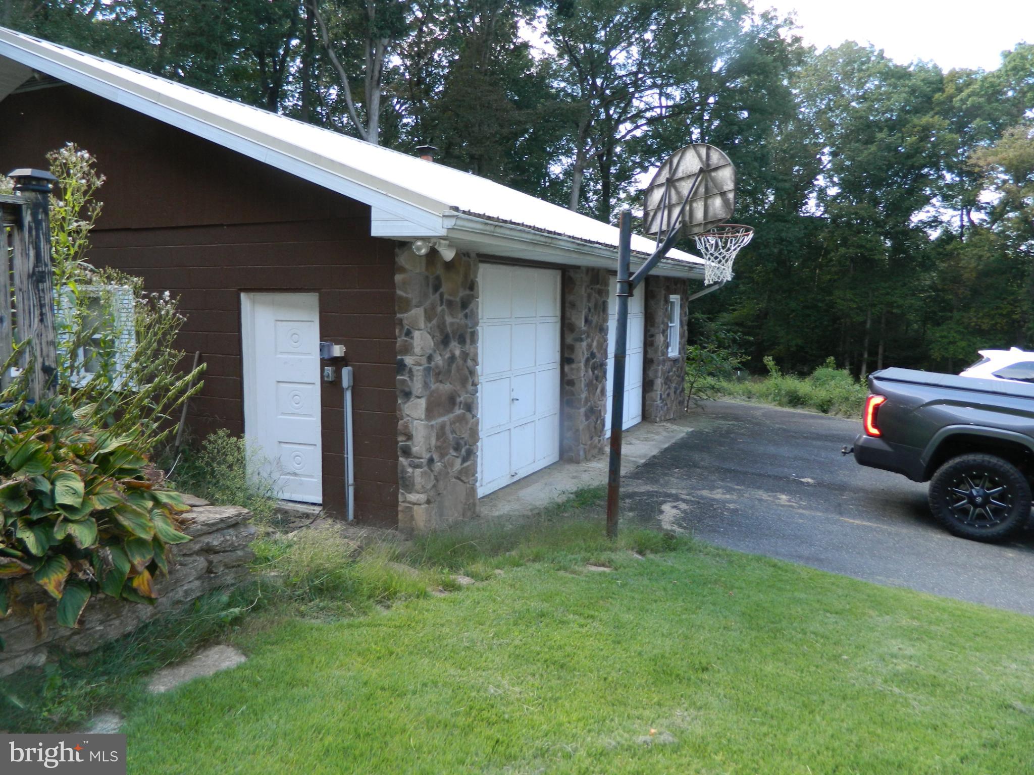 GRANDE VIEW FARMS - Residential