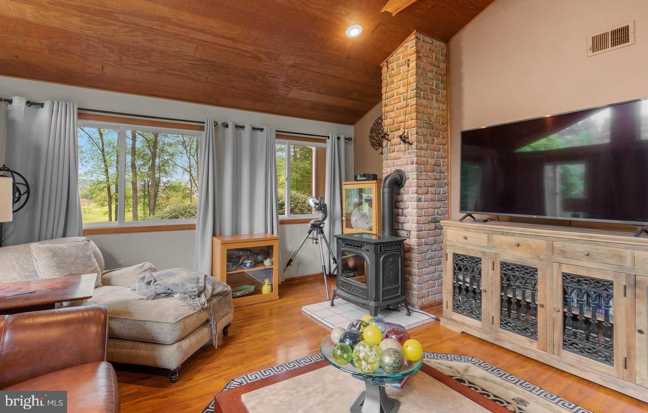 GRANDE VIEW FARMS - Residential