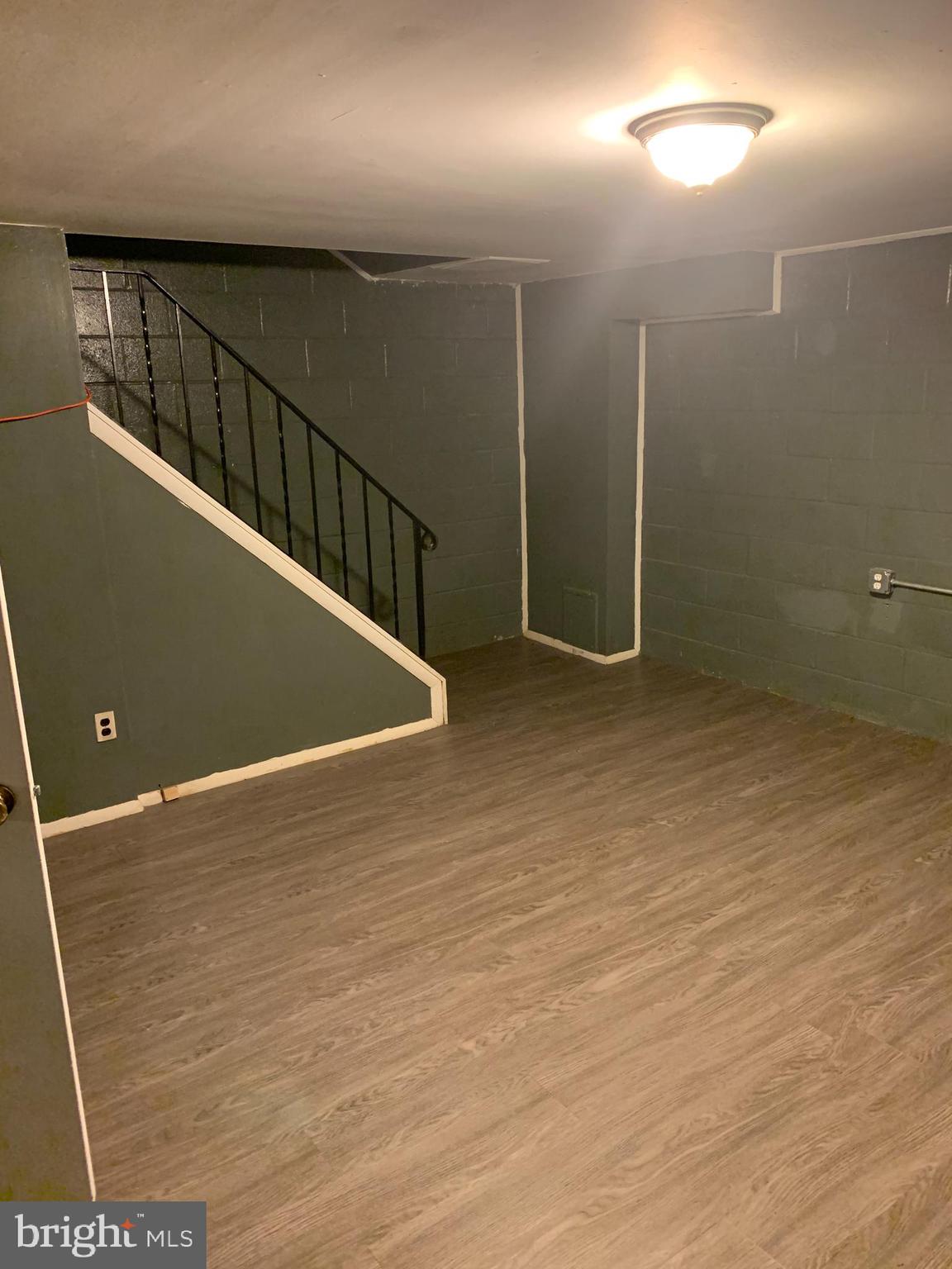 MILBROOK - Residential Lease