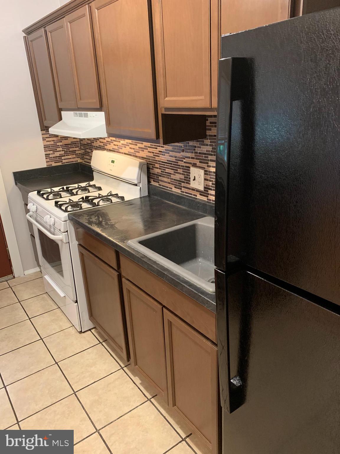 MILBROOK - Residential Lease