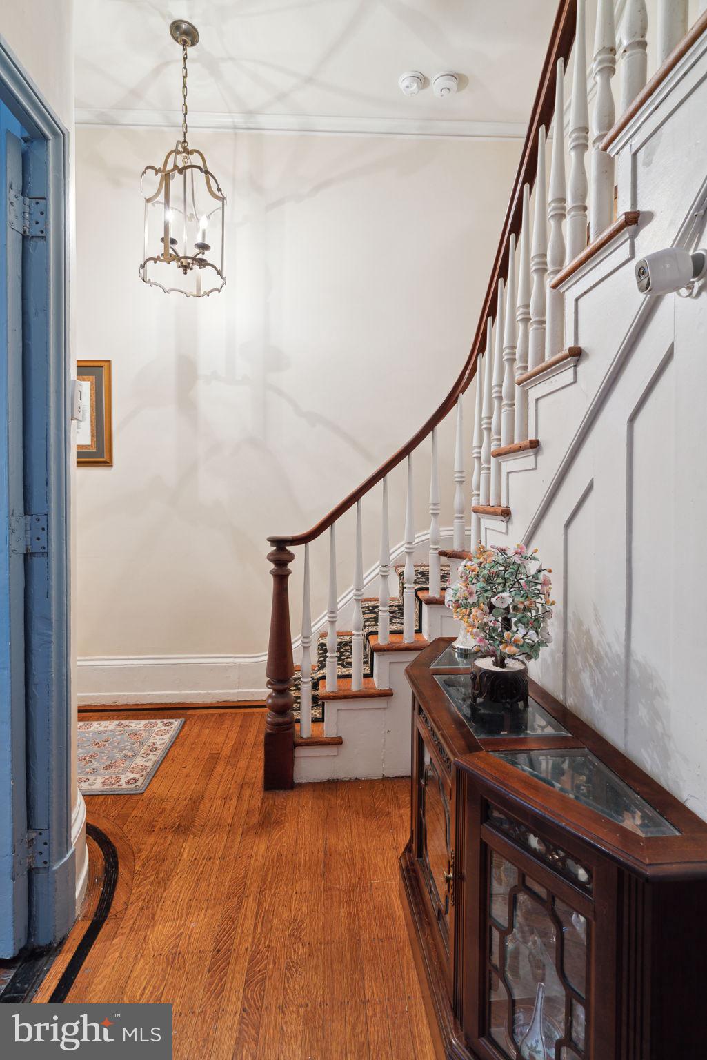 WASHINGTON SQ WEST - Residential