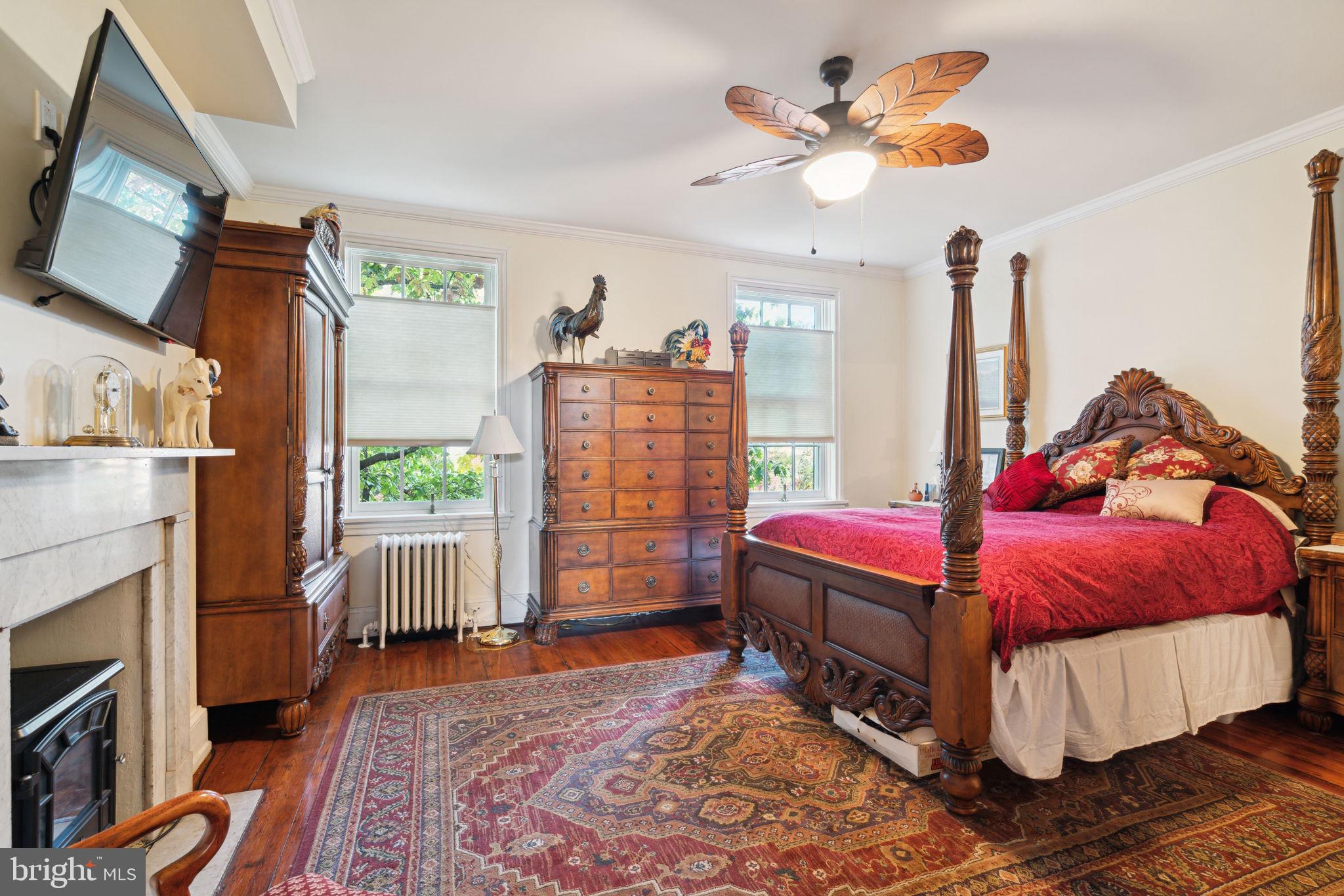 WASHINGTON SQ WEST - Residential