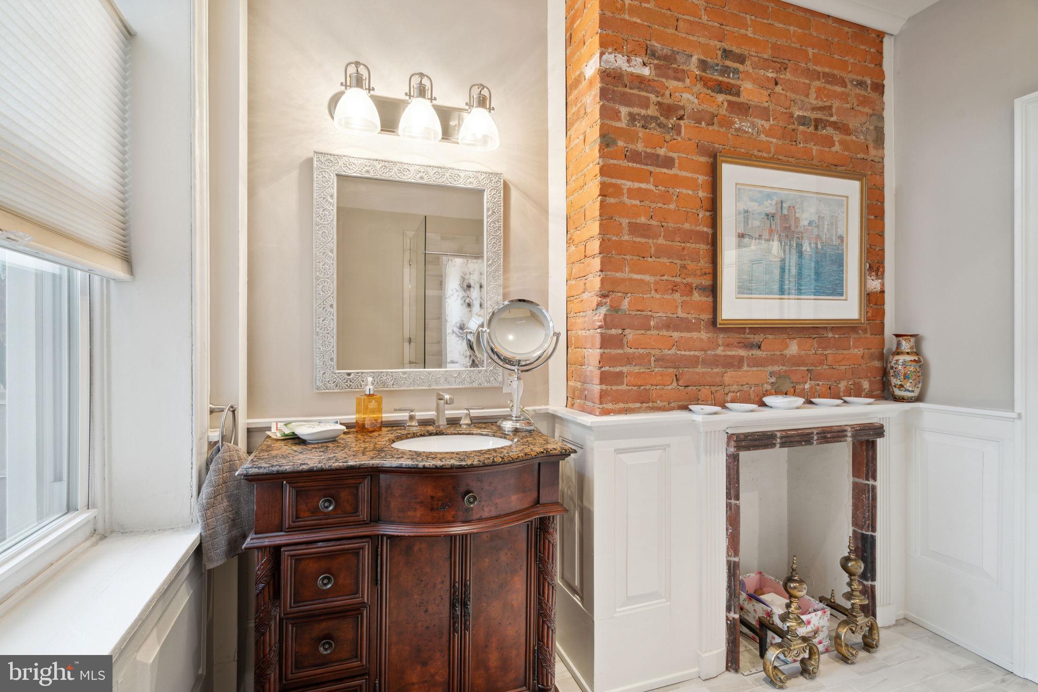 WASHINGTON SQ WEST - Residential