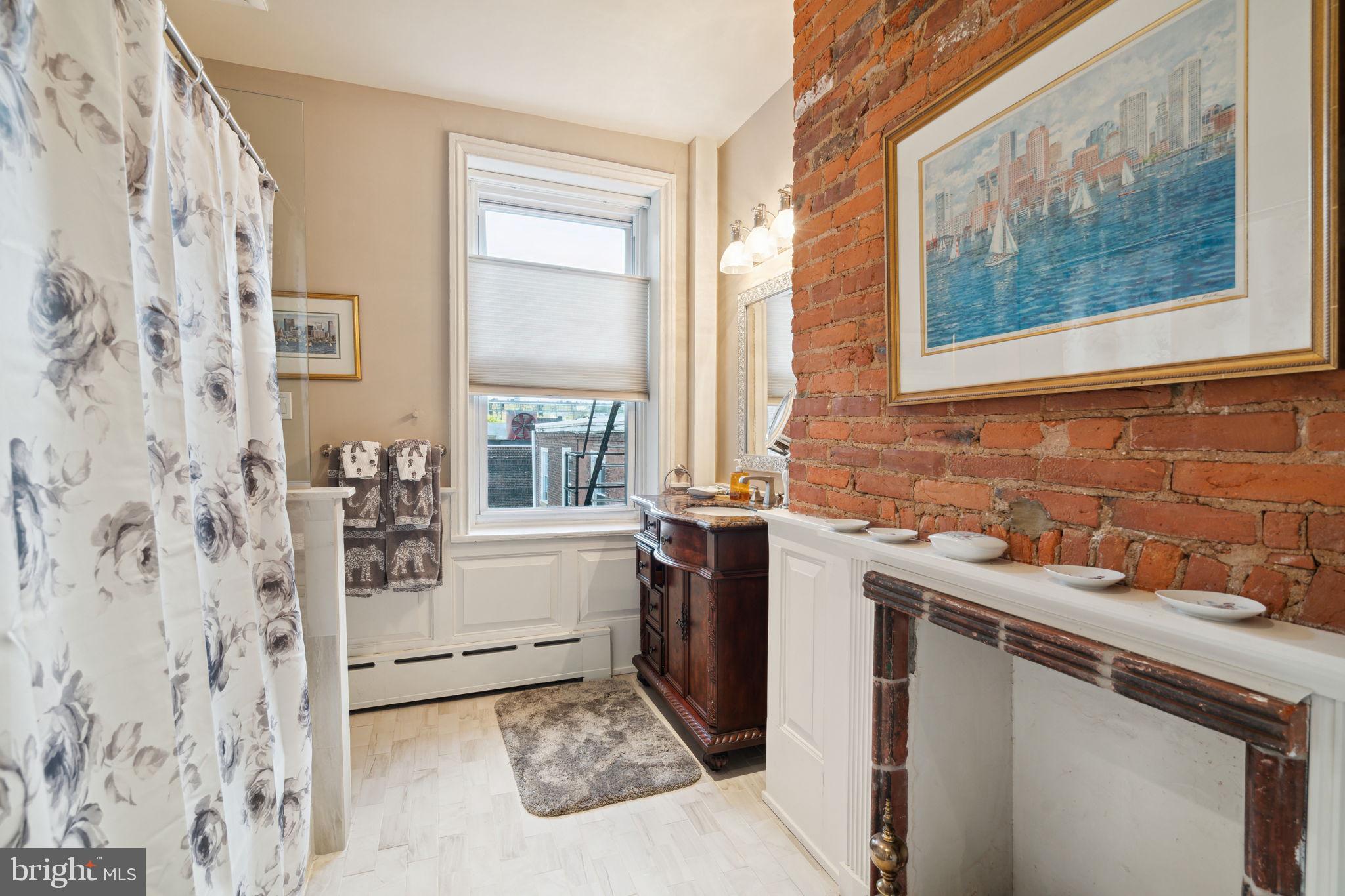 WASHINGTON SQ WEST - Residential