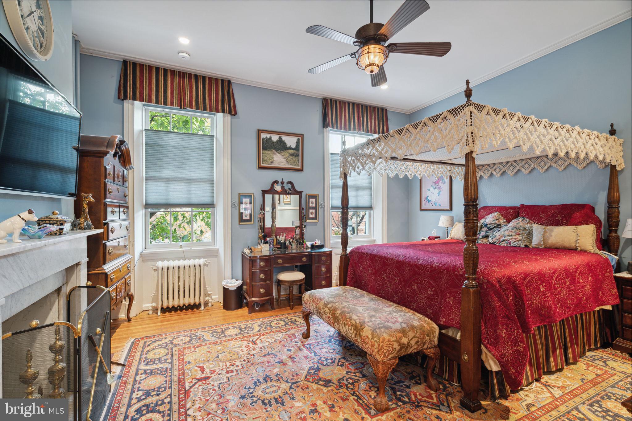 WASHINGTON SQ WEST - Residential