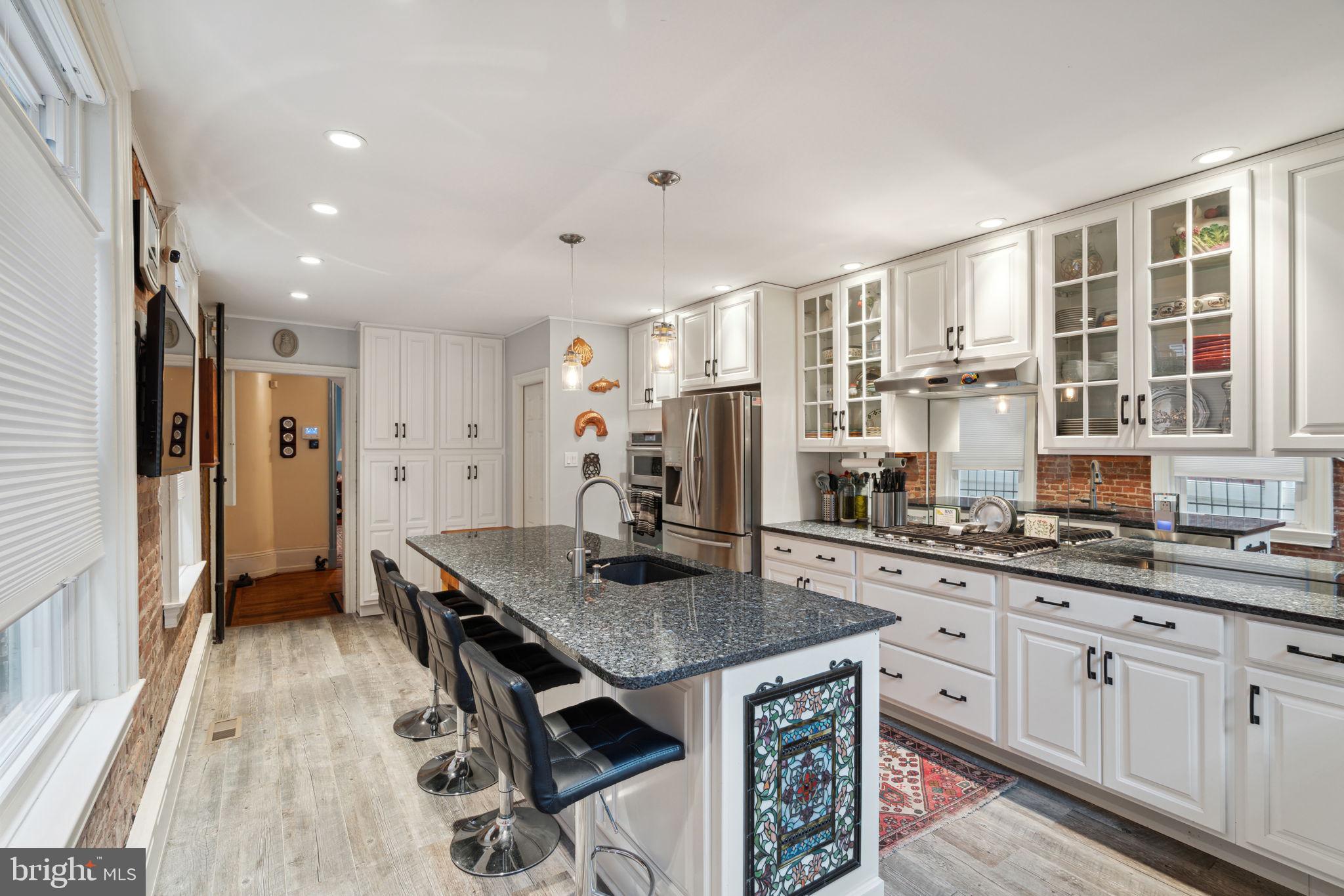 WASHINGTON SQ WEST - Residential