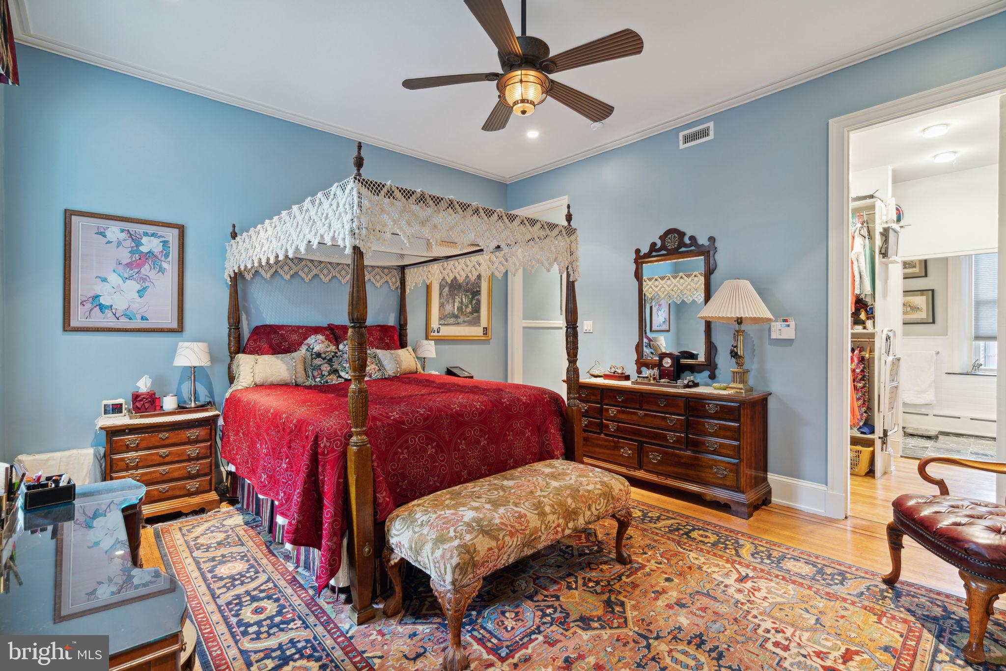 WASHINGTON SQ WEST - Residential