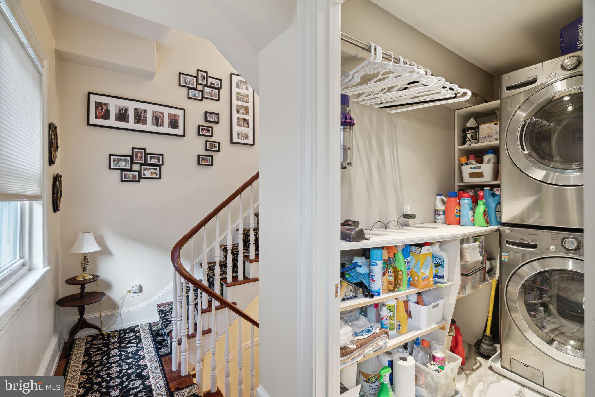 WASHINGTON SQ WEST - Residential