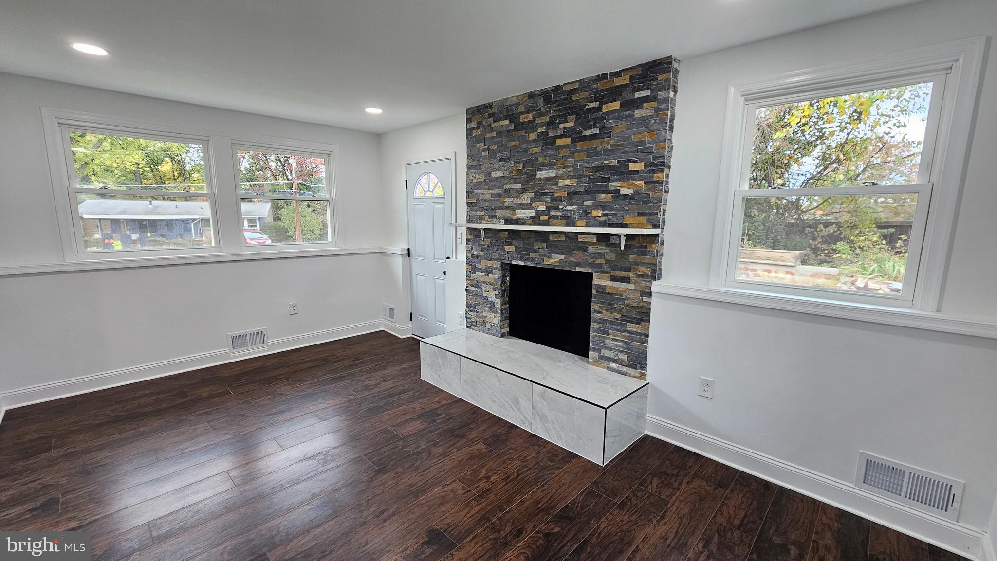 FAIRKNOLL - Residential