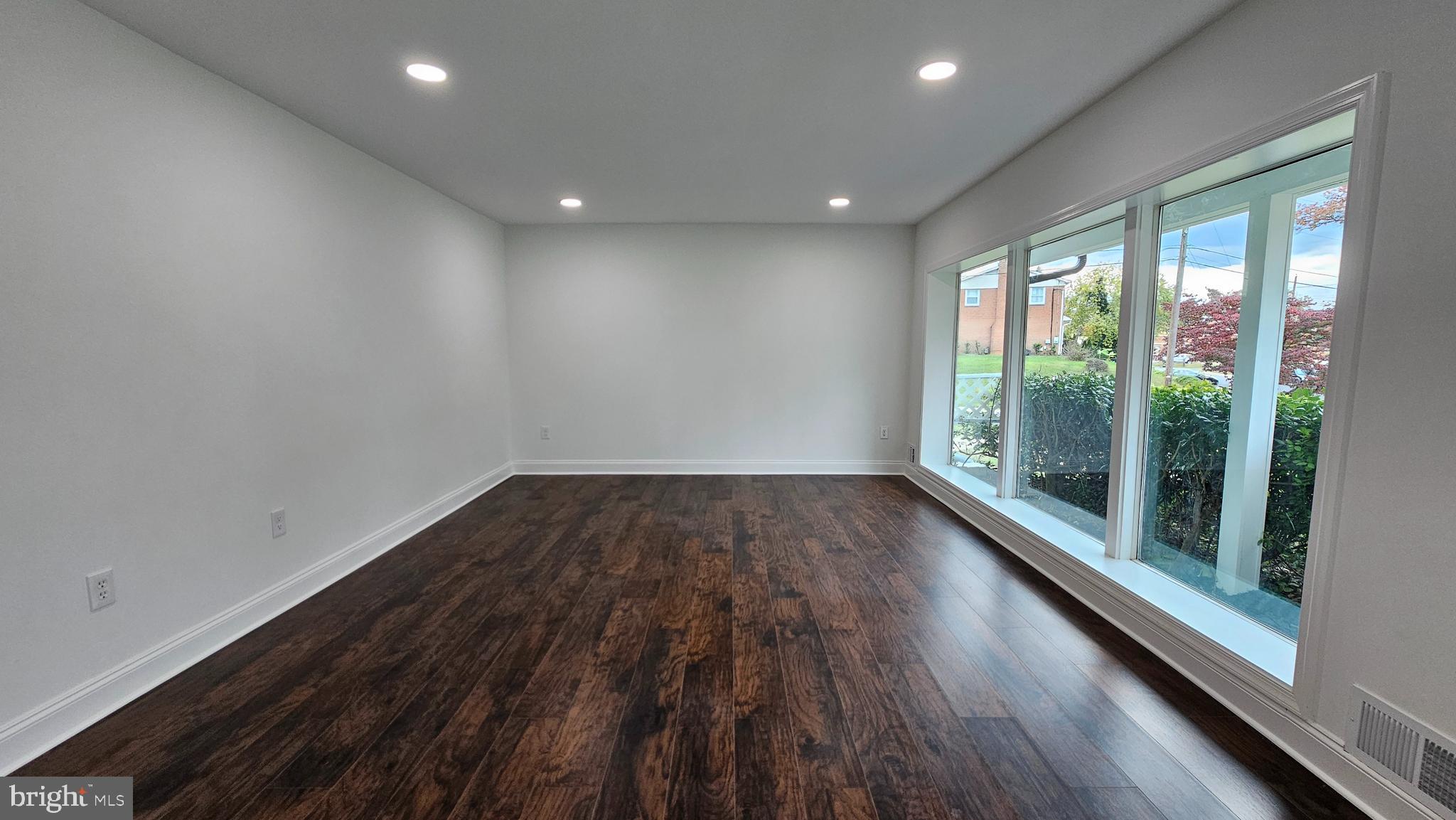 FAIRKNOLL - Residential