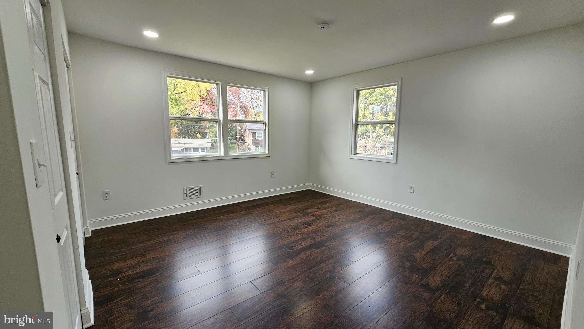 FAIRKNOLL - Residential