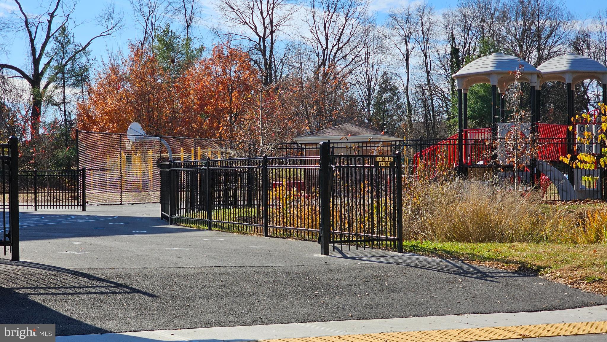 FAIRKNOLL - Residential