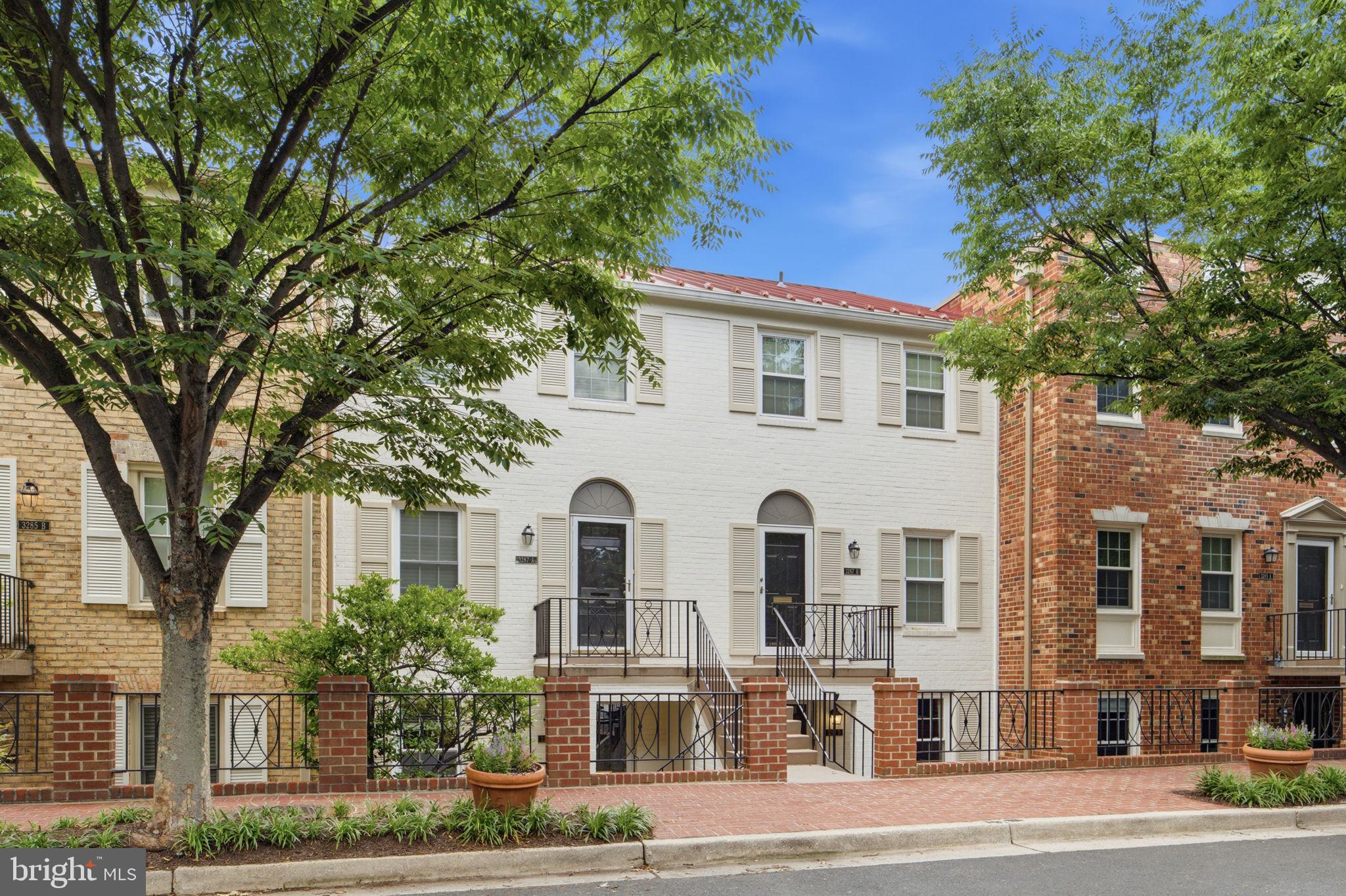 3287 SUTTON PLACE NW D