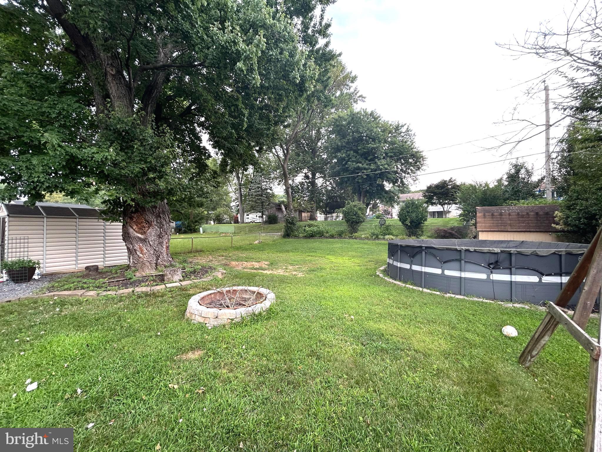 SUBURBIA - Residential