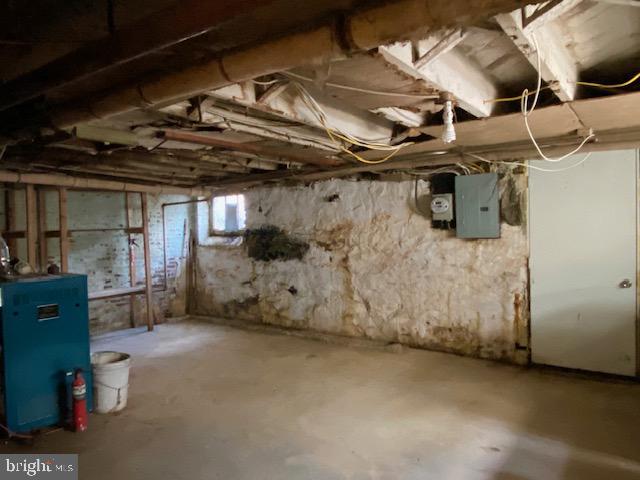 LAKE EVESHAM - Residential