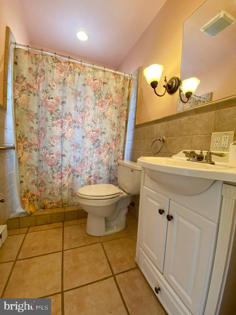 LAKE EVESHAM - Residential