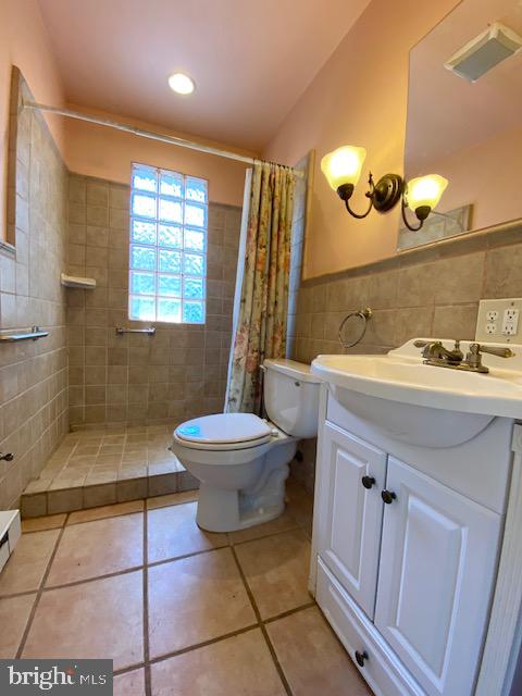 LAKE EVESHAM - Residential