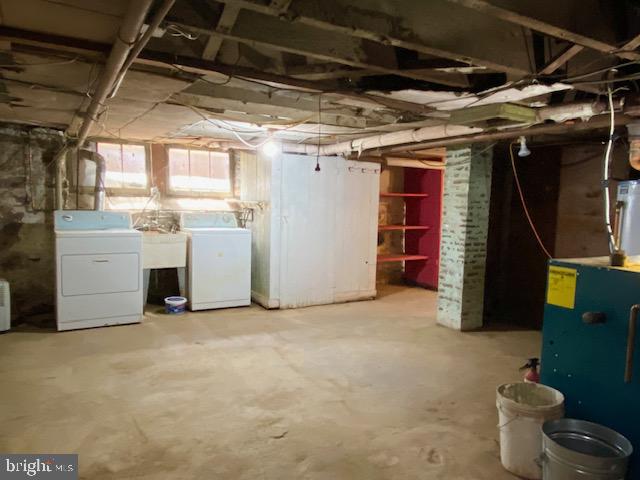 LAKE EVESHAM - Residential