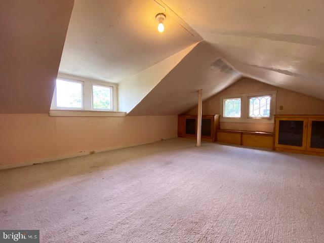 LAKE EVESHAM - Residential