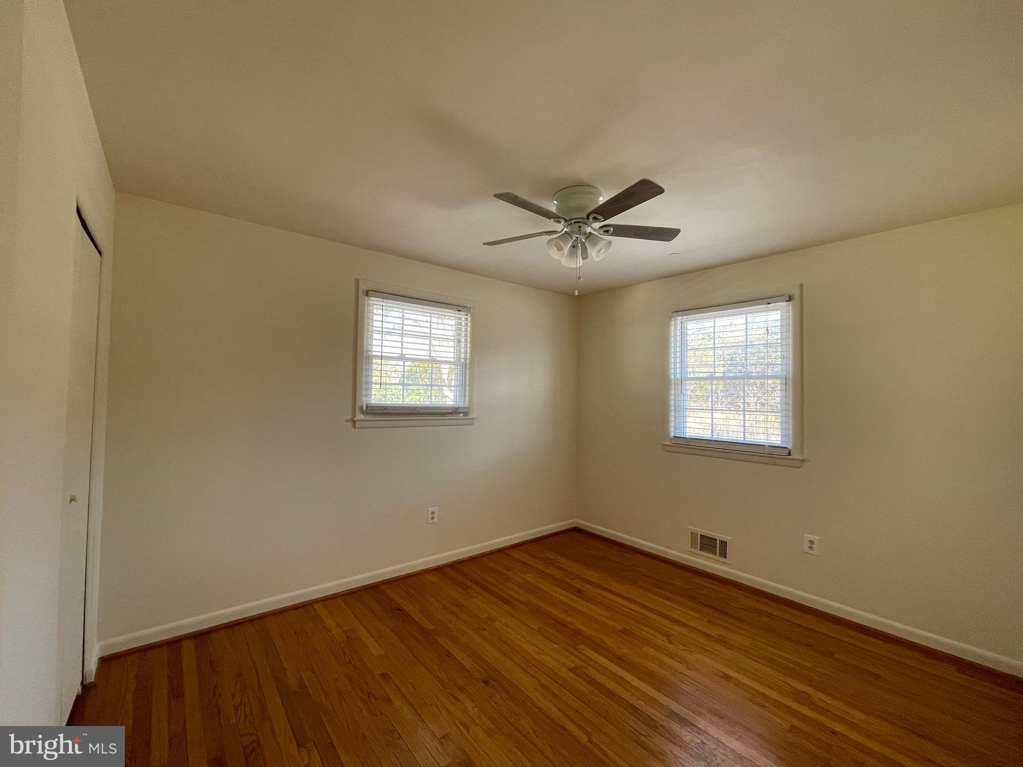 COLLEGE KNOLLS - Residential