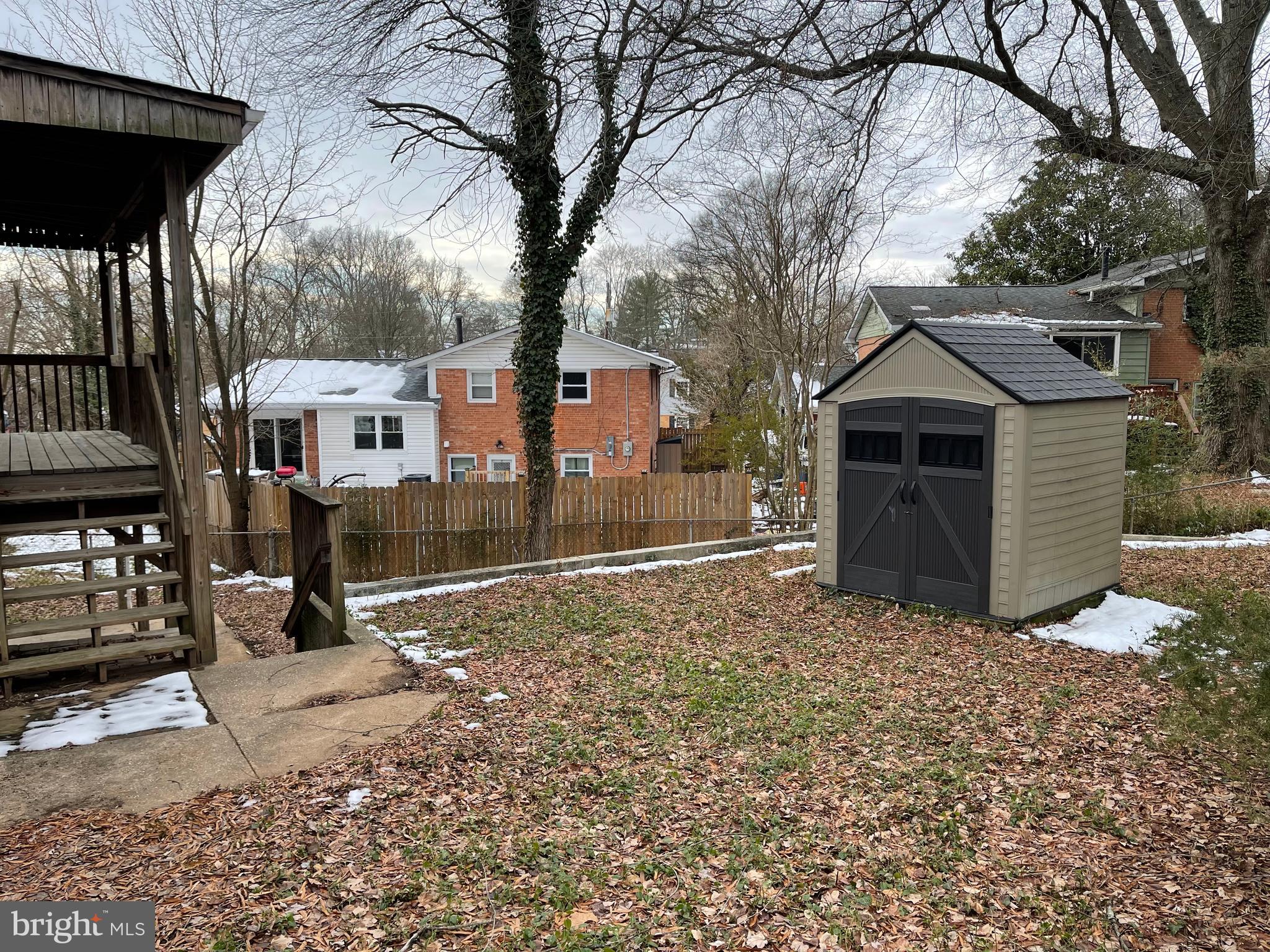 COLLEGE KNOLLS - Residential