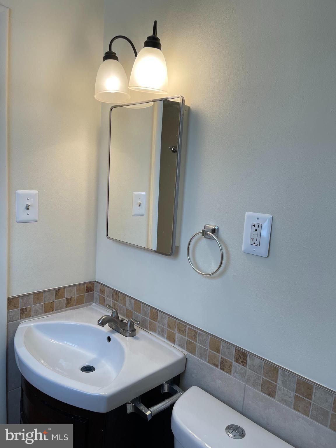 COLLEGE KNOLLS - Residential