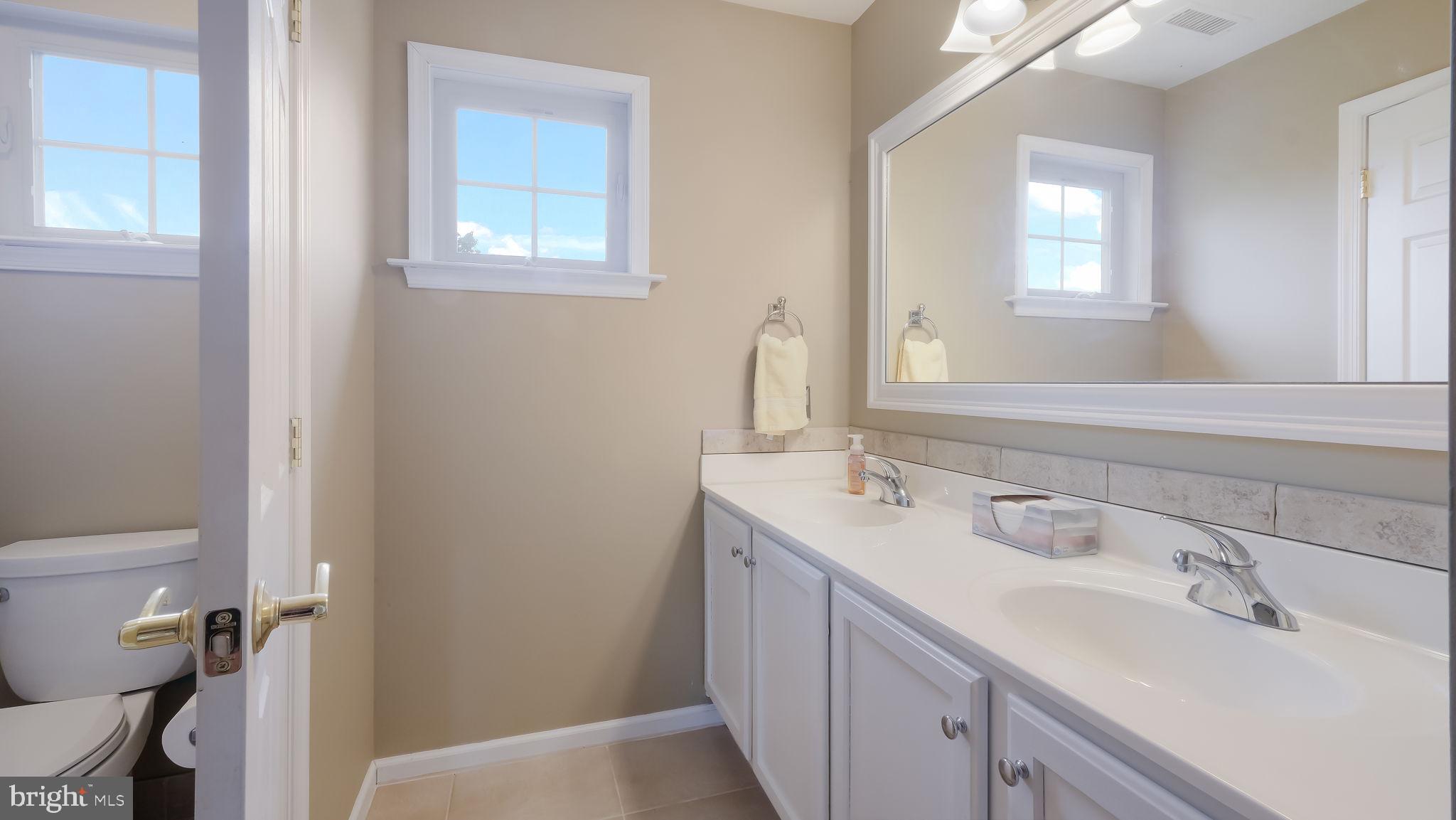 EQUESTRIAN COURT - Residential