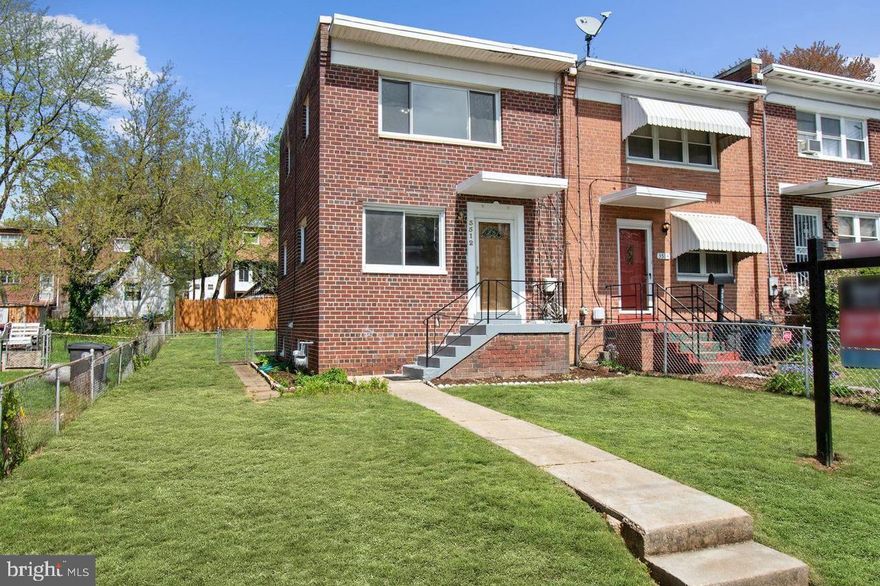 Available now! Beautiful end unit 3-level brick townhouse with tons of natural light. Enjoy 3-bedrooms, 1.5 Baths, fully finished lower level, hardwood floors and kitchen with stainless steel appliances. Lower level with bonus room/den, bedroom, laundry and a half bath all with tile floors and a walk out to backyard. Enjoy your large fenced rear yard with patio and two sheds awaits your summer BBQ! 

Located only blocks from PG Plaza Metro & West Hyattsville Metro stations, and short drive or walk to Hyattsville Arts District for shopping, restaurants, US Post Office, Vigilante Coffee and more. Whole Foods and Starbucks are a few minutes by car.  Schedule an appointment today to see your new home!
