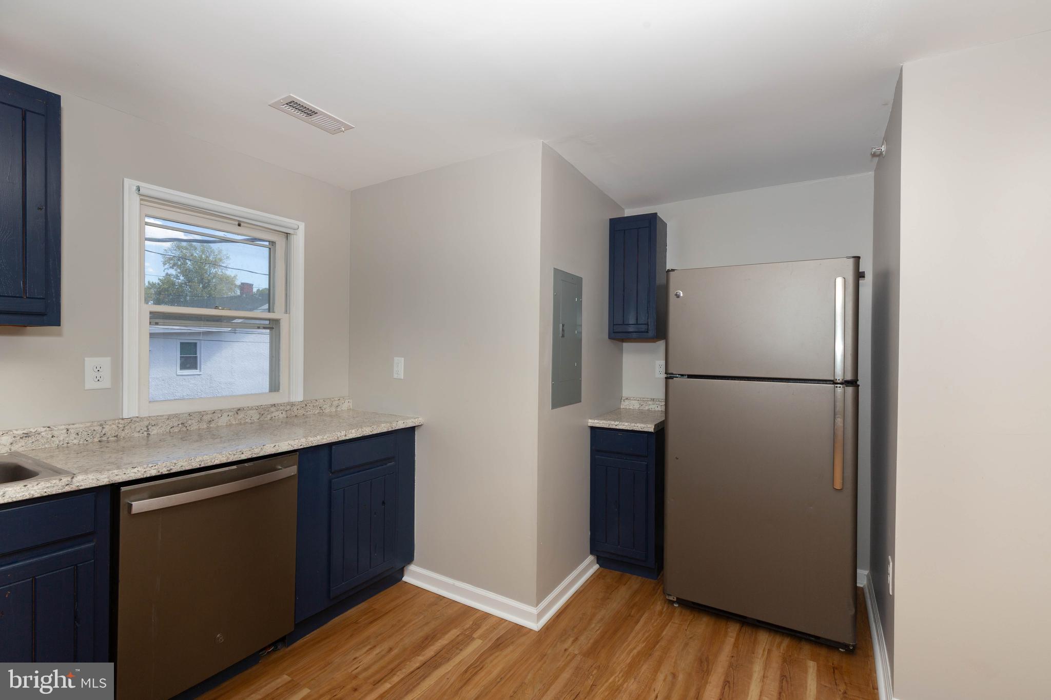 CHARLES TOWN - Residential Lease