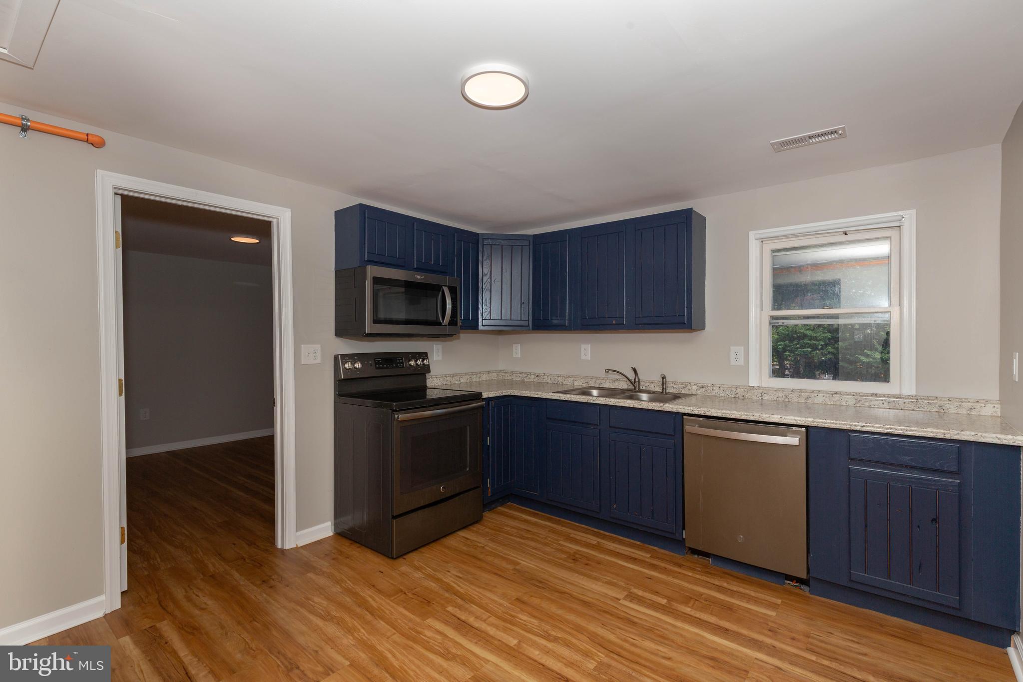 CHARLES TOWN - Residential Lease