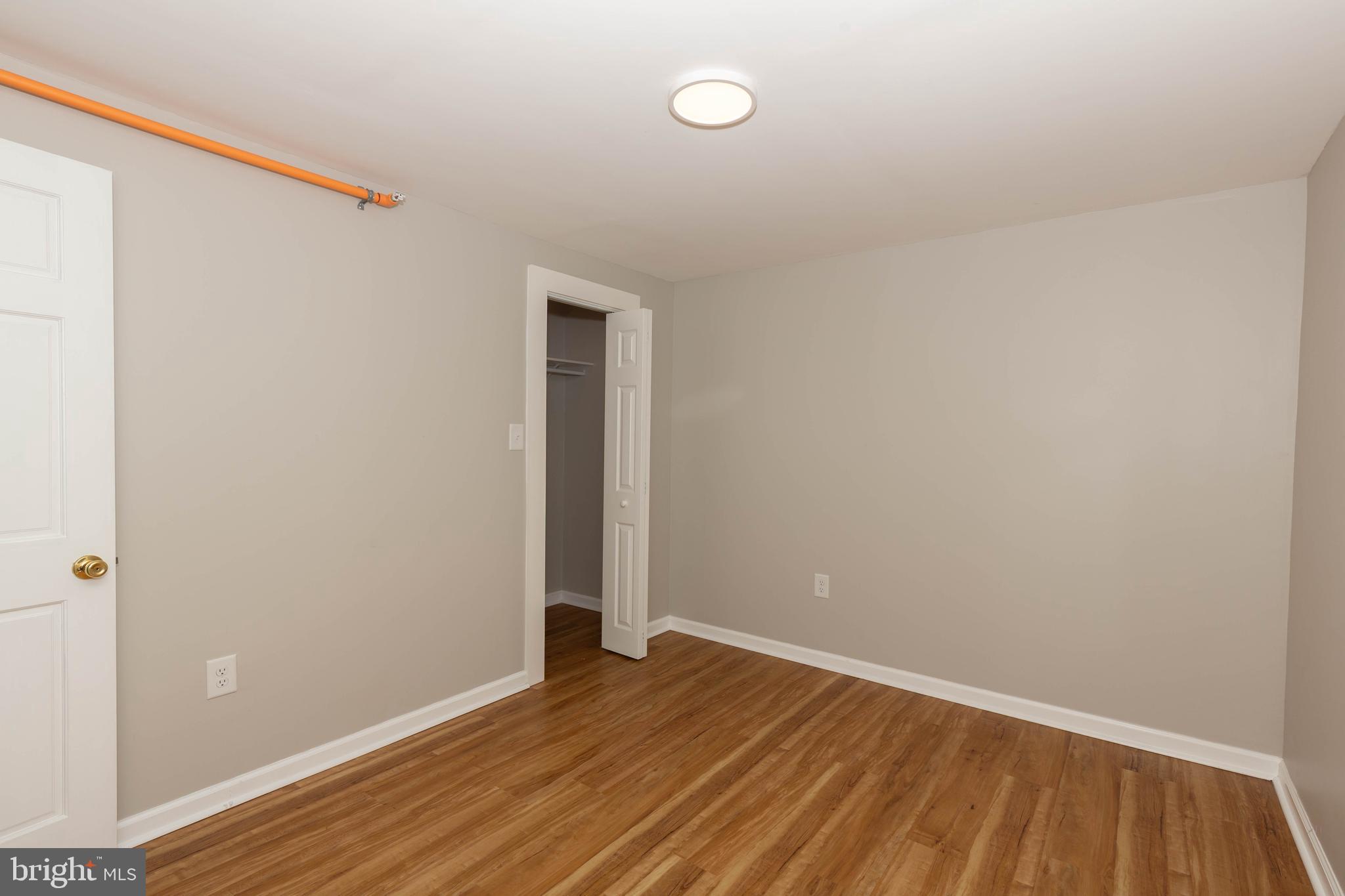 CHARLES TOWN - Residential Lease