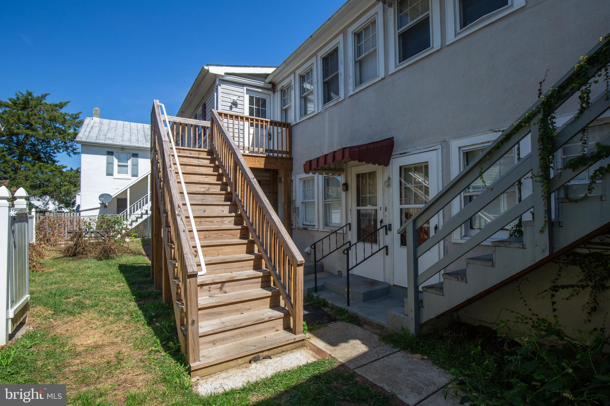 CHARLES TOWN - Residential Lease