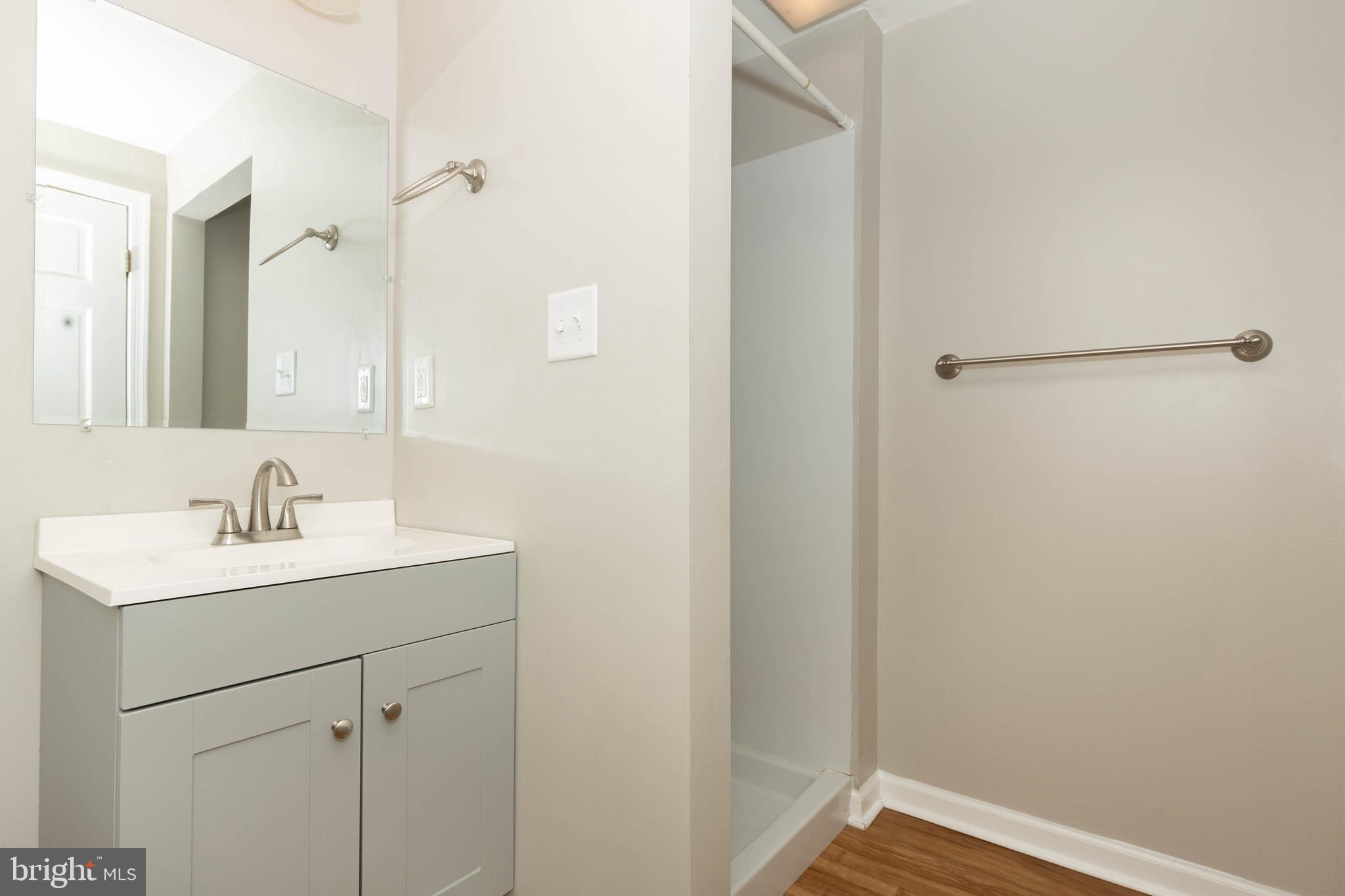 CHARLES TOWN - Residential Lease